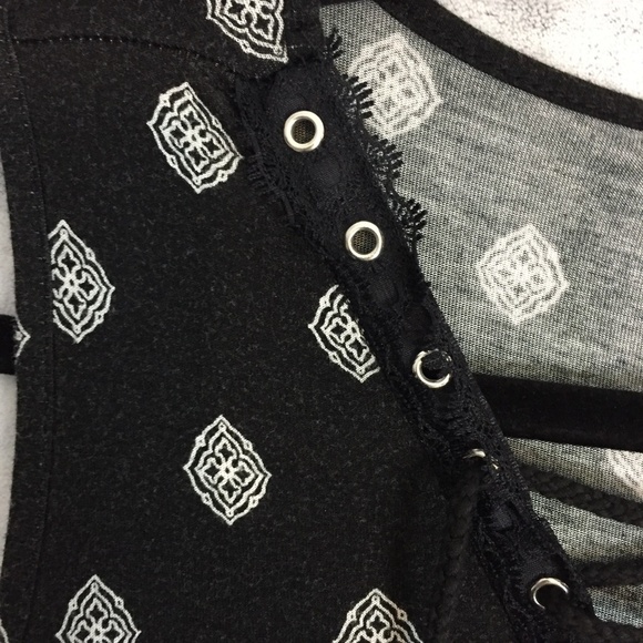 Warehouse One Tank Top Womens Medium Black V Neck Lace Up Sleeveless - Picture 5 of 10